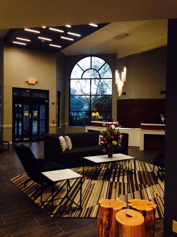 Doubletree By Hilton Racine Harbourwalk Hotel Exterior photo